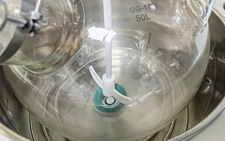 50L Single Layer Glass Reactor detail - 50L high borosilicate glass spherical kettle, cylindrical kettle can be customized.