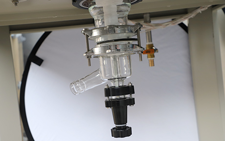50L Single Layer Glass Reactor detail - discharge valve of glass material with PTFE sealing, flange port is easy to disassemble and clean.
